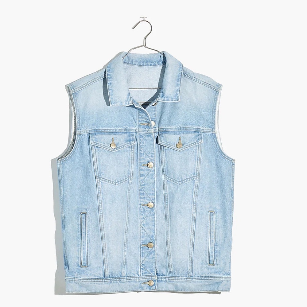 The Oversized Trucker Jean Vest in Astley Wash Size XS